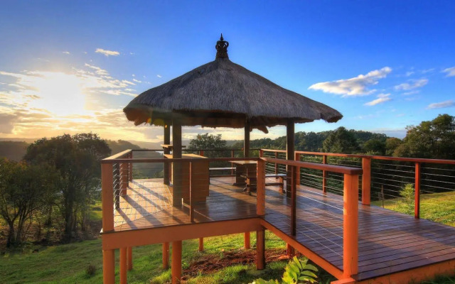 Maleny Tropical Retreat Balinese B&B