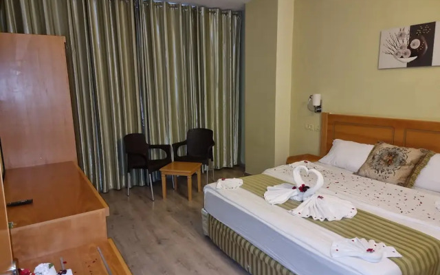 Ararat Hotel