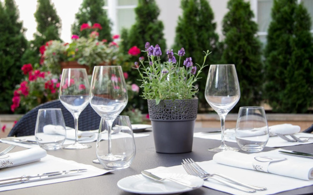 Mamaison Le Regina Boutique Hotel