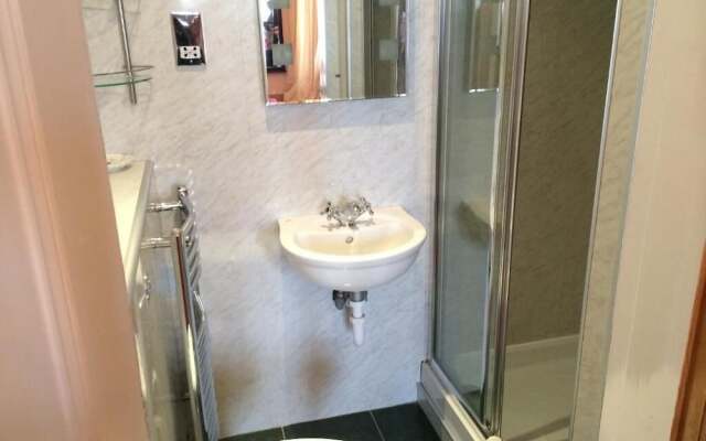 Bellevue Guest House