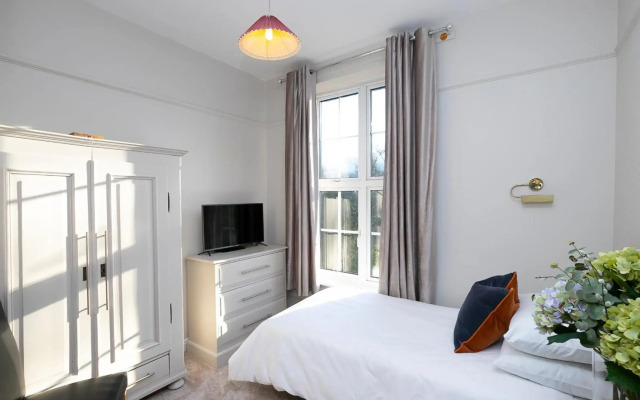 Pages Hotel  Guesthouse