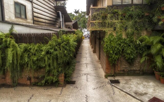 Tropica Bungalow Resort