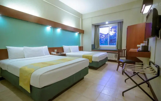 Microtel Inn & Suites