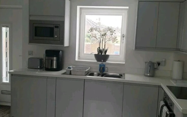 Cosy & Comfortable 2 Bedroom Annex New Build 2022