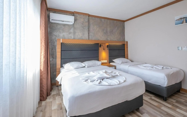 Sunday Beach Hotel