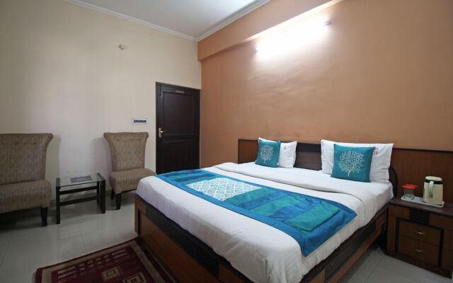 OYO 7769 Hotel Atithi