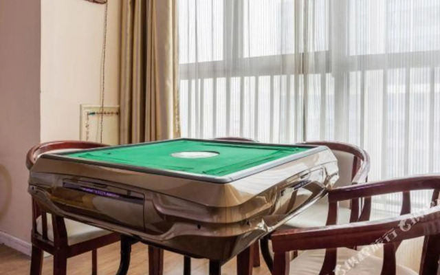 九九时尚酒店(郑州二七万达广场店)