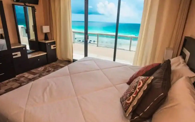 2 Bedrooms Ocean View Condo