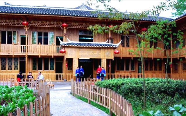 Li Sen Hotel & Resort