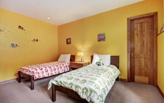 White Cloud Mountain Home