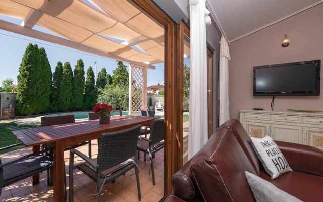 Stunning Home in Medulin With Wifi and 4 Bedrooms