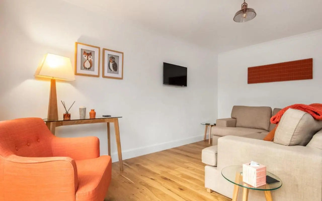 Flat 1, 69 Macewen Drive