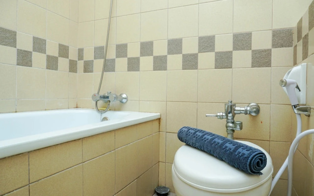 Simply 1BR Pangeran Jayakarta Apartment