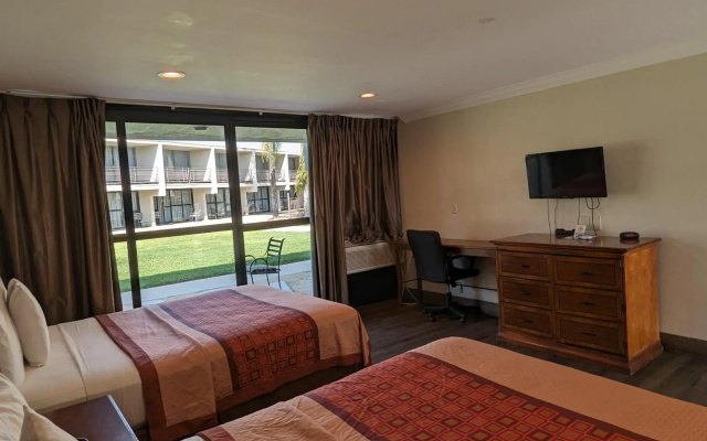 Valley Inn