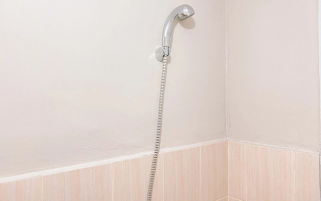 Cozy and Well Furnished Studio Grand Kamala Lagoon Apartment