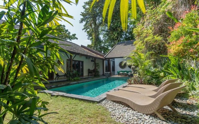 Private 7 Bedroom near Seminyak