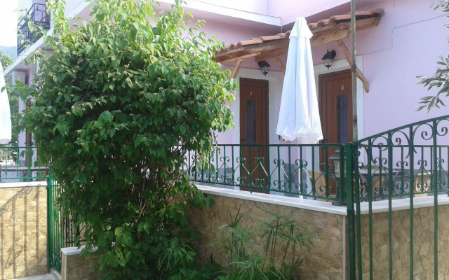 Vassilis Studios