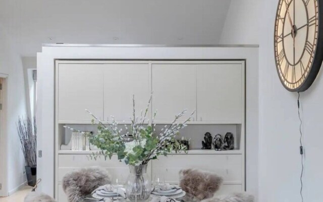 Stylish 1BD Flat 5 Mins to Harrods- Knightsbridge