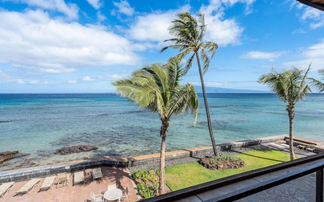 Kulakane 310 in Lahaina