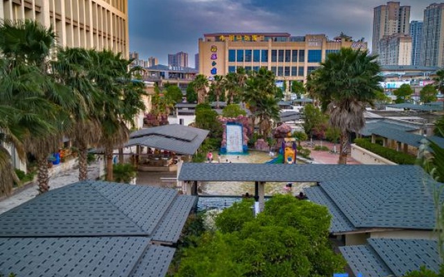 Jiulong Hot Spring Holiday Hotel – Outside – Qujing