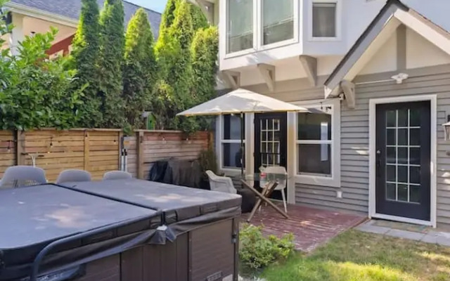 Modern Kits Family Duplex