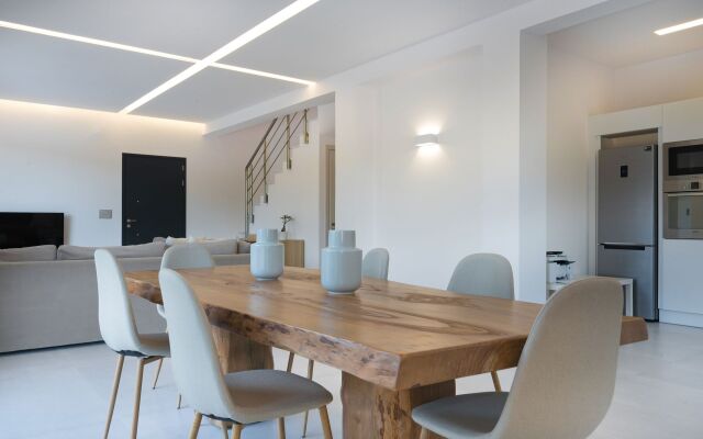 Elia Luxury Villa