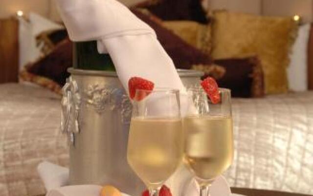 Villa Rose Hotel & V Spa