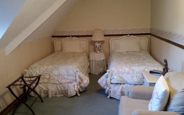 Victorian Inn Bed and Breakfast