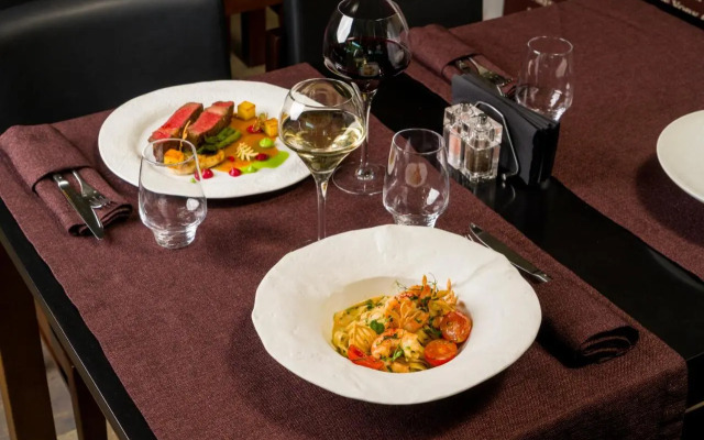 Kronwell Brasov Hotel