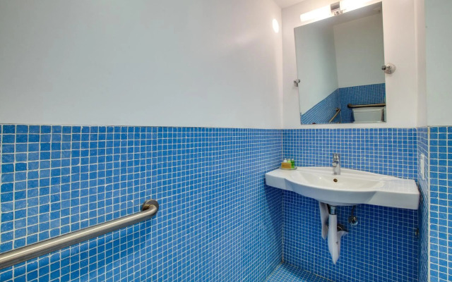 Venice Breeze Suites