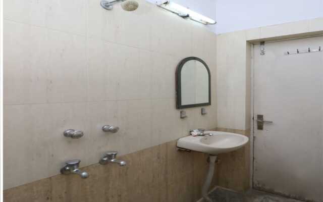 OYO 10113 Hotel New Corporate Residency