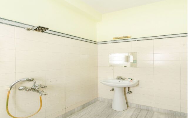 Green Shelter Guest House By OYO Rooms