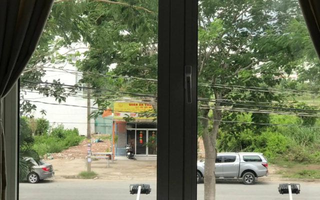 Nha Nghi LAM ANH