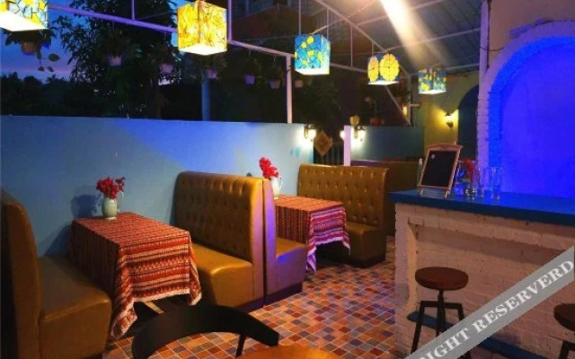 Weidu Inn Weizhou Island