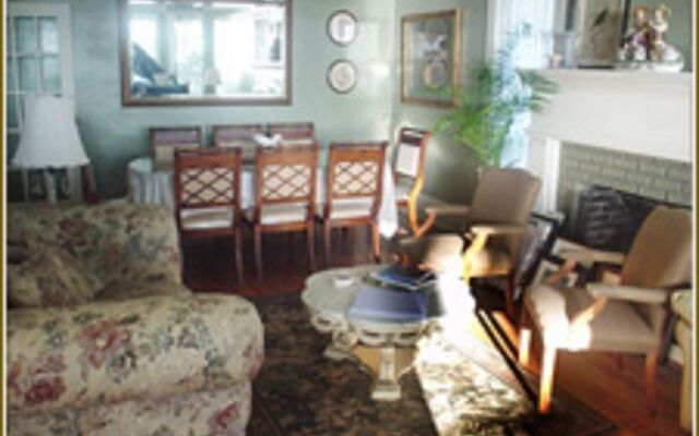 River Lily Inn Bed and Breakfast