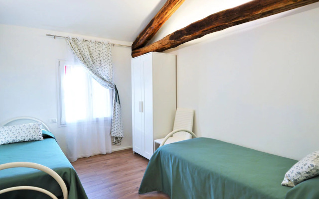 Stellar Apartment in Miane With Shared Swimming Pool