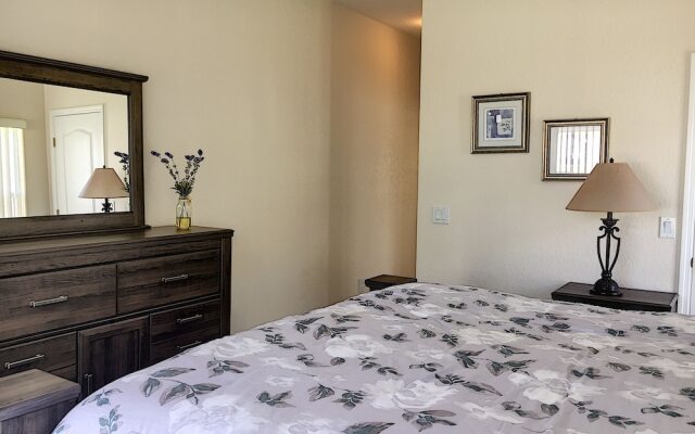 Charleston Manor by Florida Spirit