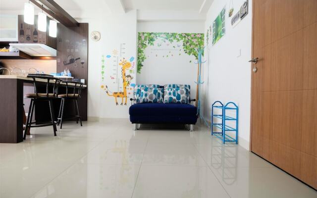 Spacious 1BR The Oak Apartment near Kelapa Gading