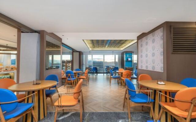 Metropolo Jinjiang  Hotels (Kunming Harmony Plaza Beijing Road Branch)