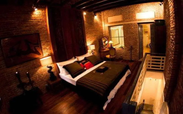 La Petite Indochine Hotel
