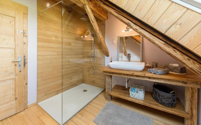 La Ferme Francej Luxury Farmhouse