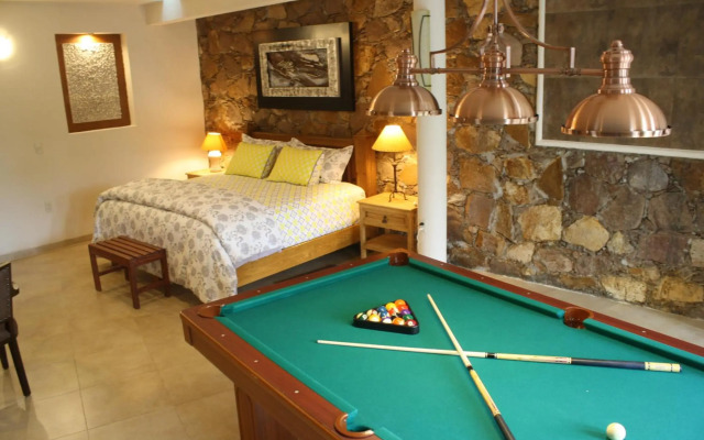 Casa Corazón de Plata Suites