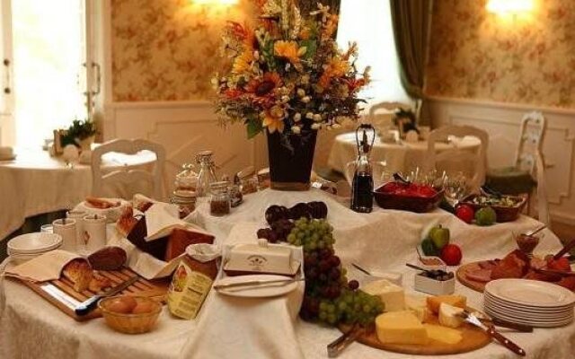 Отель Империал & Champagne-spa