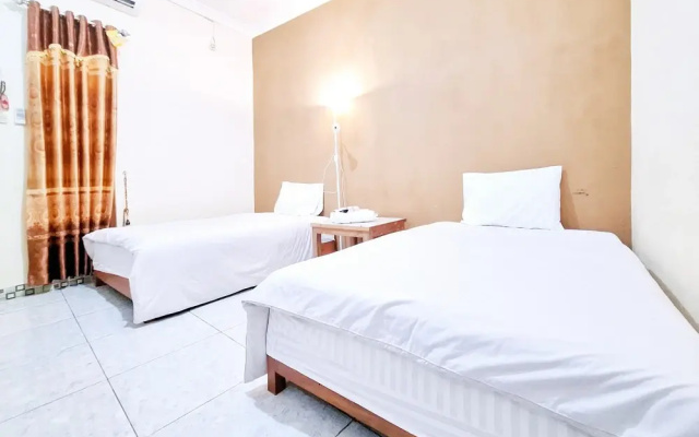 Q-Five Guest House YIA Kulon Progo Mitra RedDoorz