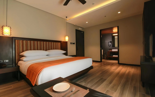 Two Seasons Coron Bayside Hotel