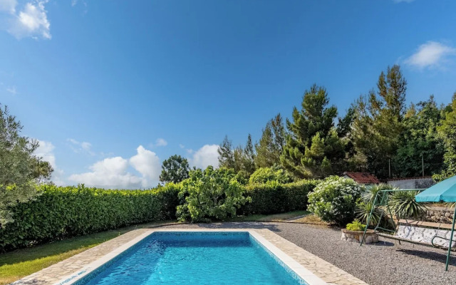 Tiny House With Private Pool Kostrena