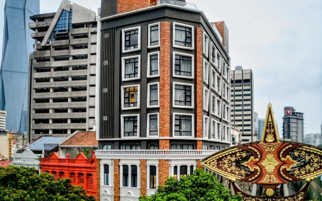 Santa Grand Hotel Central Market