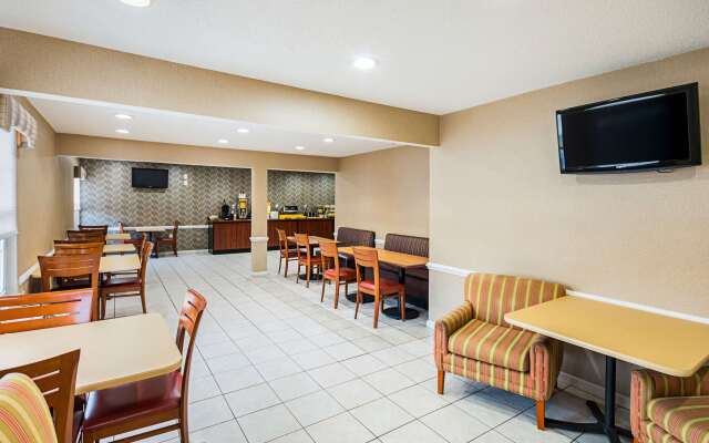 Quality Inn Fairmont