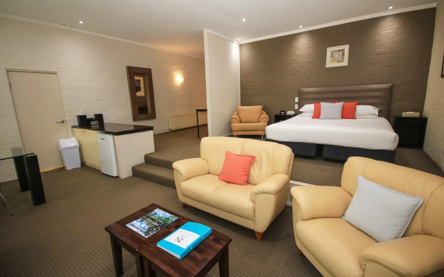 Briars Country Lodge