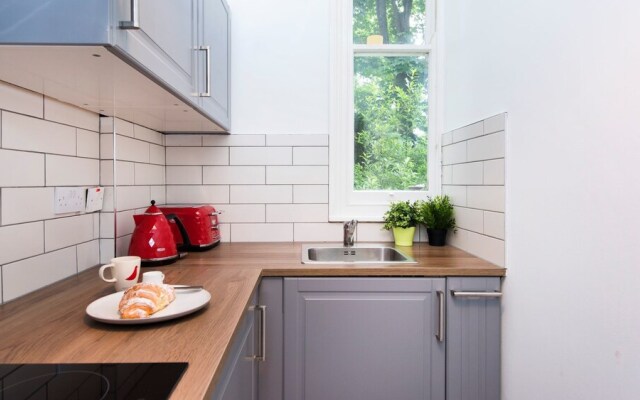 Luxury Studio Apartment in Kensington